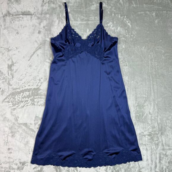 VTG Vanity Fair Full Slip Sz 36 Navy Lace Trim Nylon Light 90s Sleepwear Adjust - Picture 1 of 11